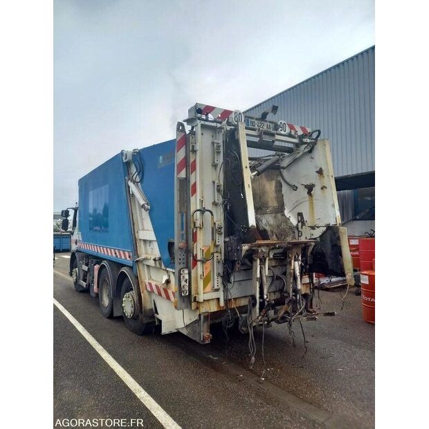 2011 Renault PREMIUM-45176768