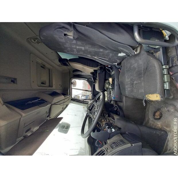 2011 Renault PREMIUM-45176774