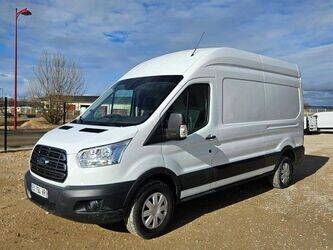 2018-ford-transit-1410862-45176820