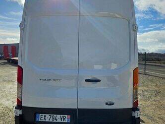 2018-ford-transit-1410862-45176823