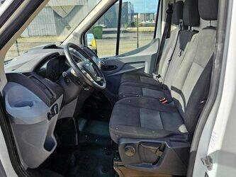 2018-ford-transit-1410862-45176826