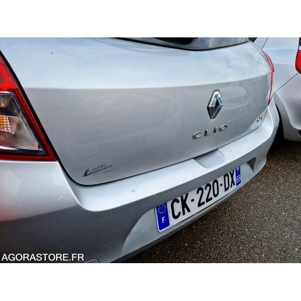2012 Renault Clio-45176883