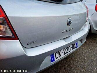 2012-renault-clio-1410864-45176883