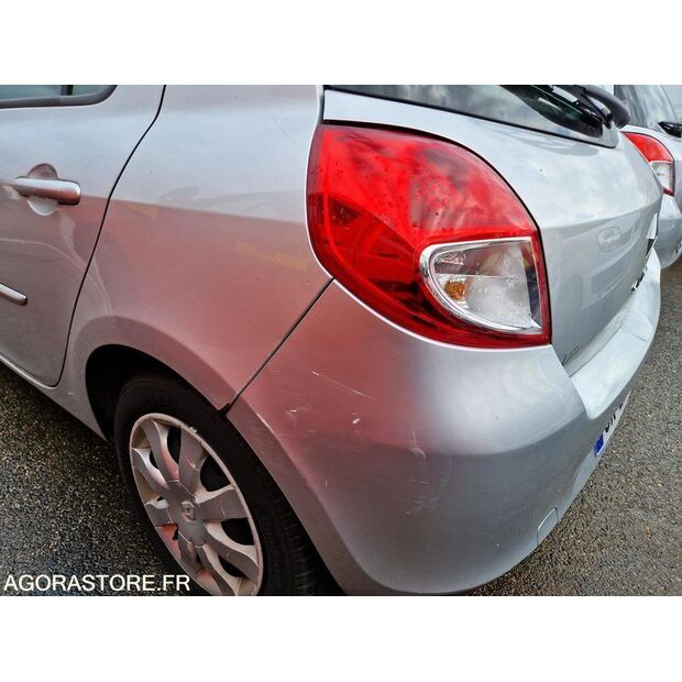 2012 Renault Clio-45176885