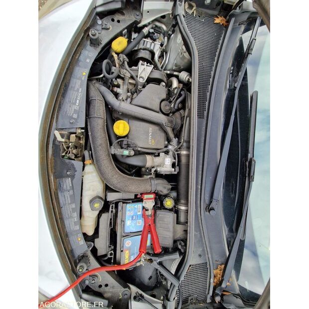 2012 Renault Clio-45176889