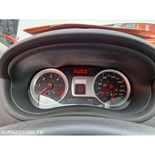 2012 Renault Clio-45176893