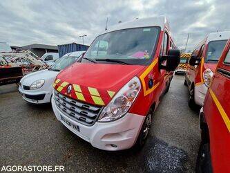 صورة ل سيارات الإسعاف 2012 رينو Master