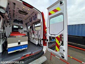 2012-renault-master-1410865-45176922