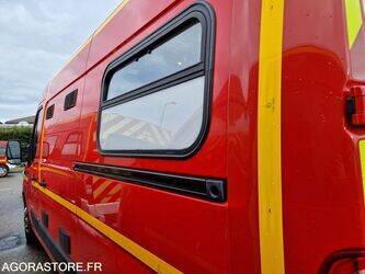 2012-renault-master-1410865-45176927