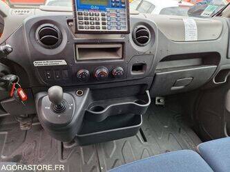 2012-renault-master-1410865-45176935