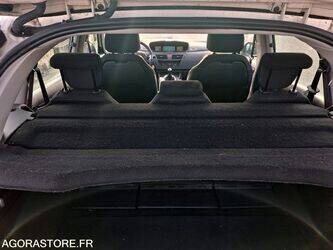 2013-citroen-c4-picasso-1410870-45176996