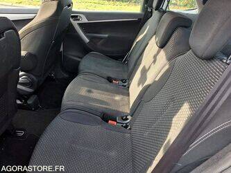 2013-citroen-c4-picasso-1410870-45176998