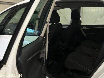 2013-citroen-c4-picasso-1410870-45177017