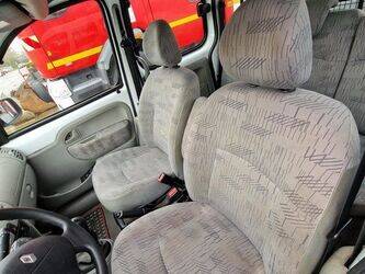 2006-renault-kangoo-1410871-45177062