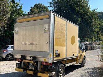 2011-ford-transit-1410872-45177067