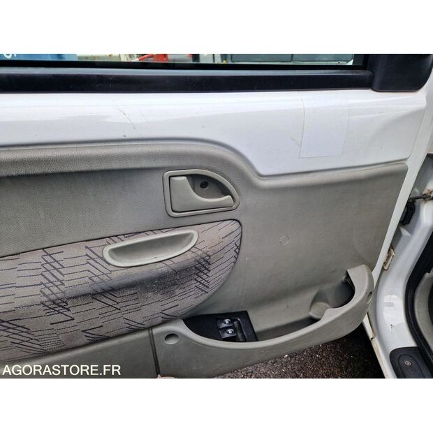 2006 Renault Kangoo-45177197