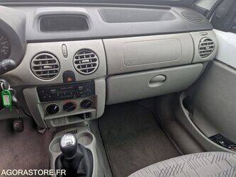 2006-renault-kangoo-1410877-45177201