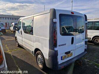 2006-renault-trafic-1410881-45177216