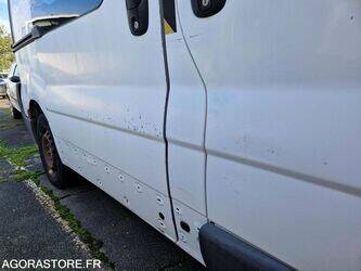 2006-renault-trafic-1410881-45177225