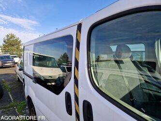 2006-renault-trafic-1410881-45177227
