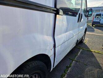 2006-renault-trafic-1410881-45177229