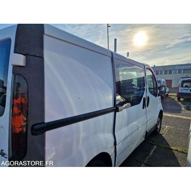 2006 Renault Trafic-45177230