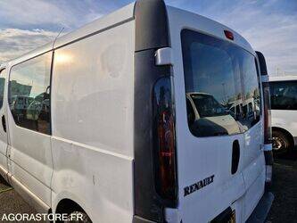 2006-renault-trafic-1410881-45177242