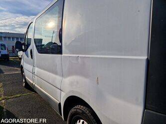2006-renault-trafic-1410881-45177243