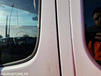 2006-renault-trafic-1410881-45177249