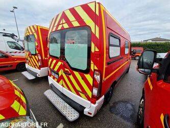 2012-renault-master-1410884-45177277