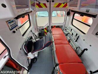 2012-renault-master-1410884-45177288