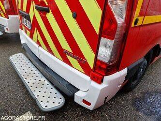 2012-renault-master-1410884-45177294