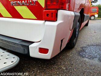 2012-renault-master-1410884-45177296