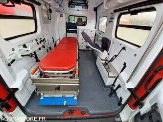 2012-renault-master-1410884-45177302