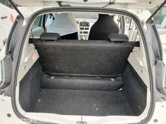 2014-renault-zoe-1410886-45177343