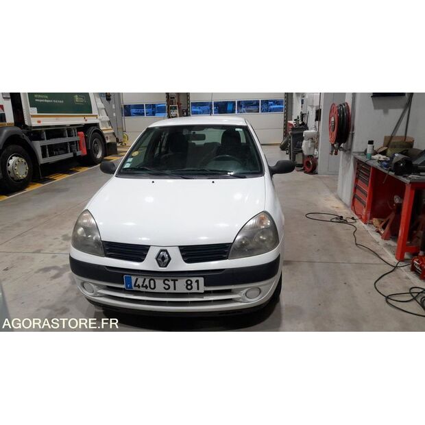 2004 Renault Clio-45177457