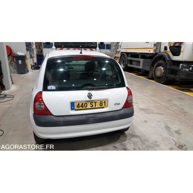 2004 Renault Clio-45177458