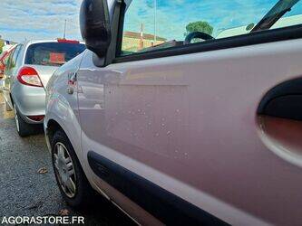 2006-renault-kangoo-1410893-45177495