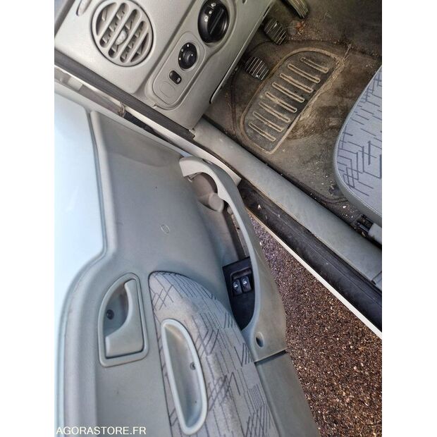 2006 Renault Kangoo-45177497