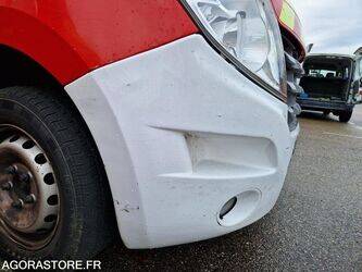 2012-renault-master-1410895-45177525