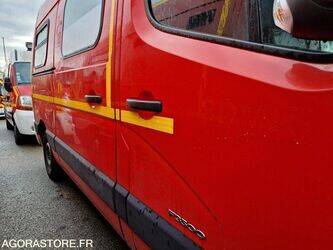 2012-renault-master-1410895-45177526