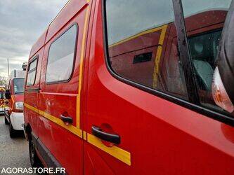 2012-renault-master-1410895-45177527