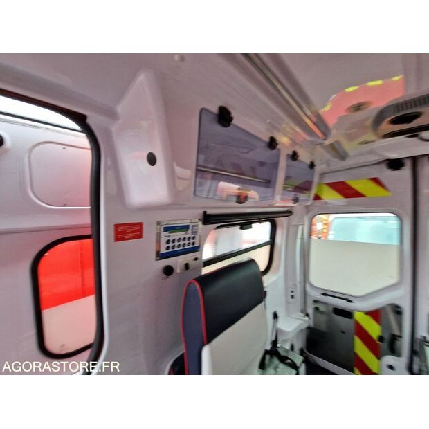 2012 Renault Master-45177532