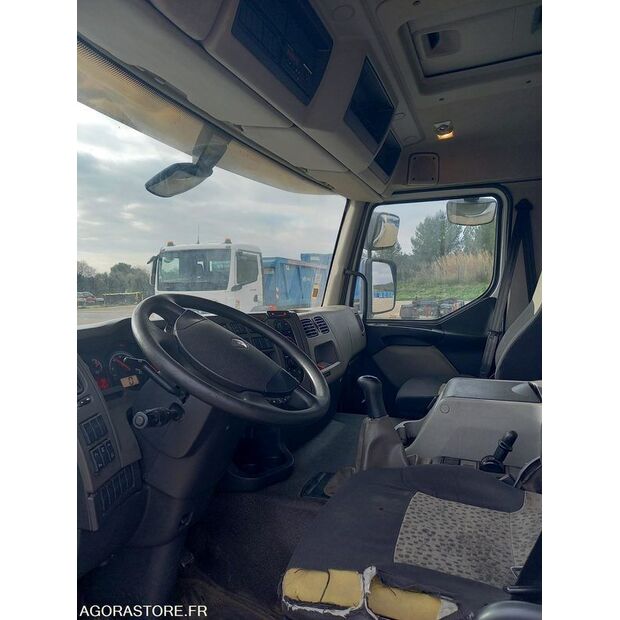 2012 Renault PREMIUM-45177581