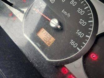 2012-renault-maxity-1410899-45177603