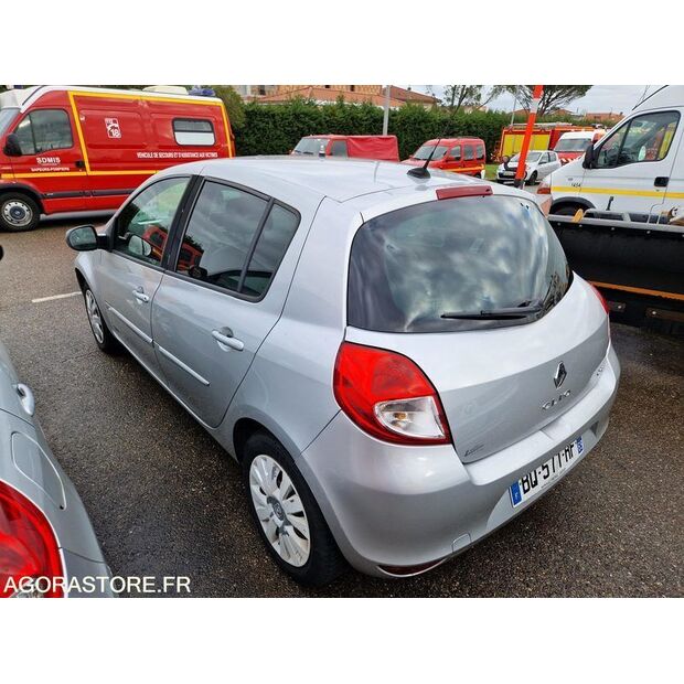 2011 Renault Clio-45177636