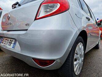 2011-renault-clio-1410903-45177643