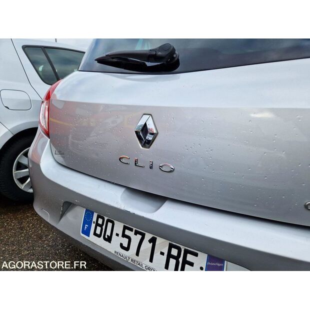 2011 Renault Clio-45177644