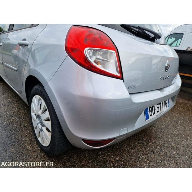 2011 Renault Clio-45177647