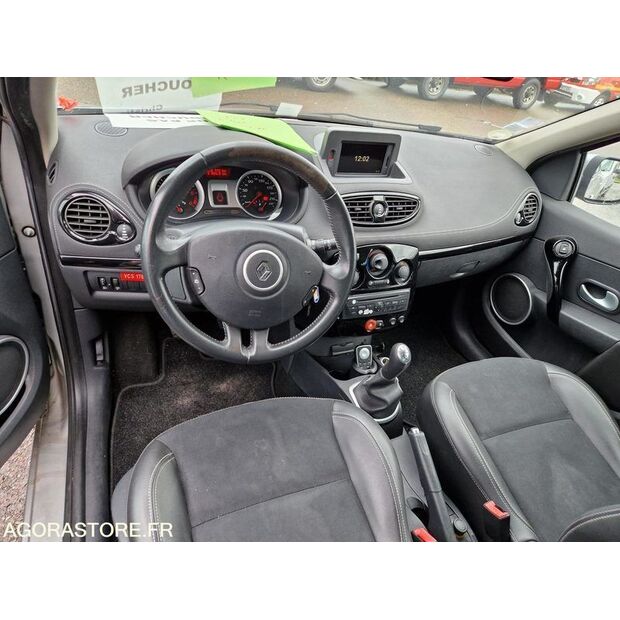 2011 Renault Clio-45177652